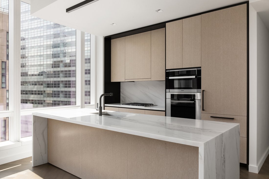 New York, New York, United States 2 - 18577762