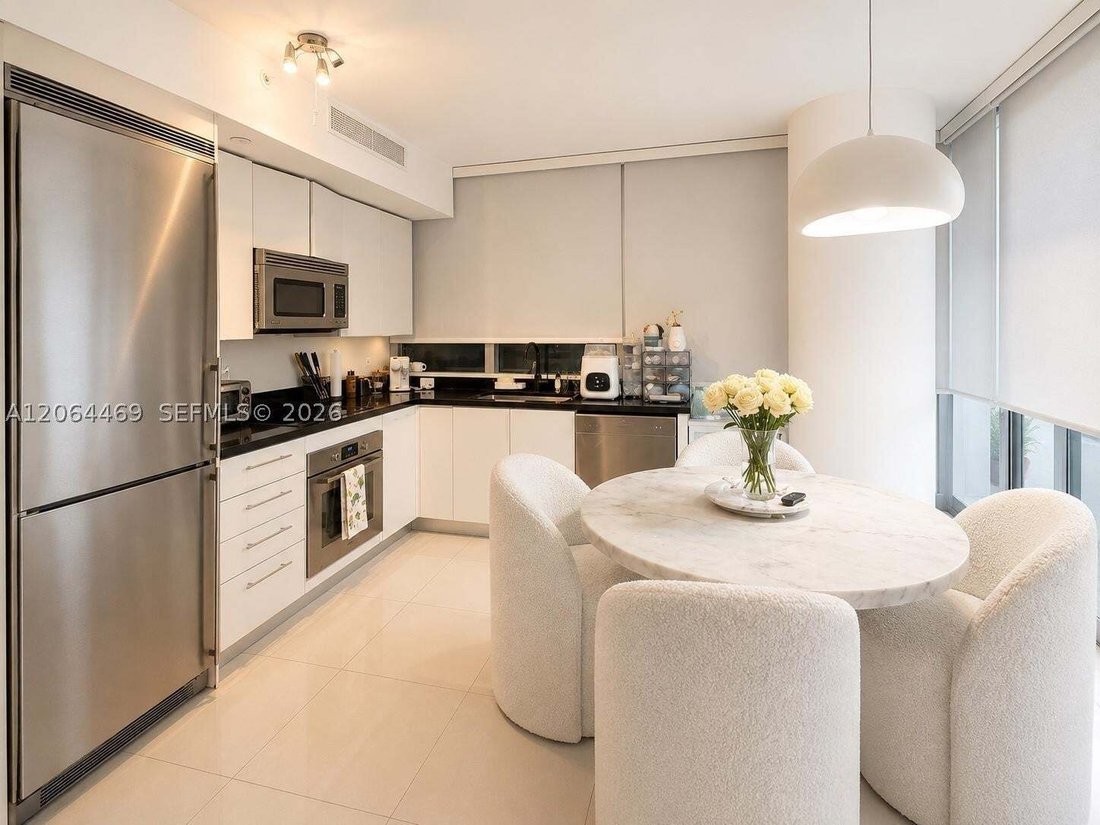 Condo in Miami, Florida, United States 2 - 18576880