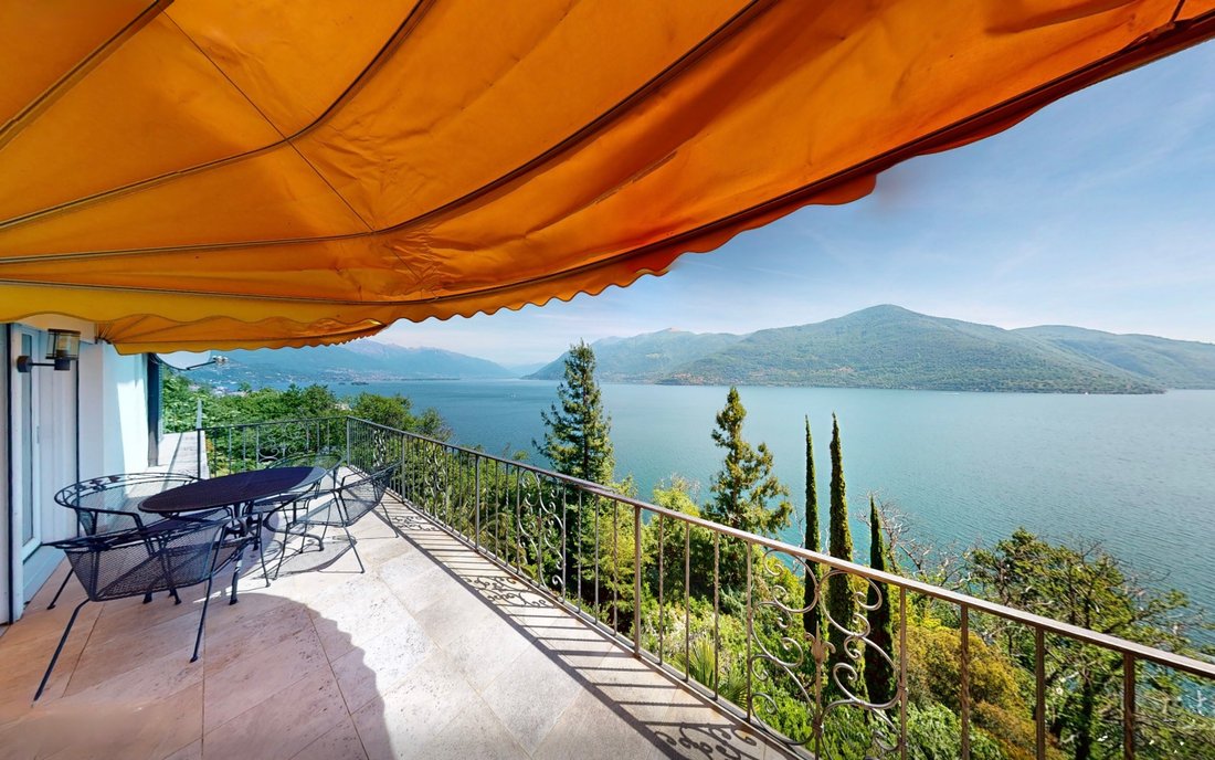 Villa in Brissago, Ticino, Switzerland 2 - 18575835
