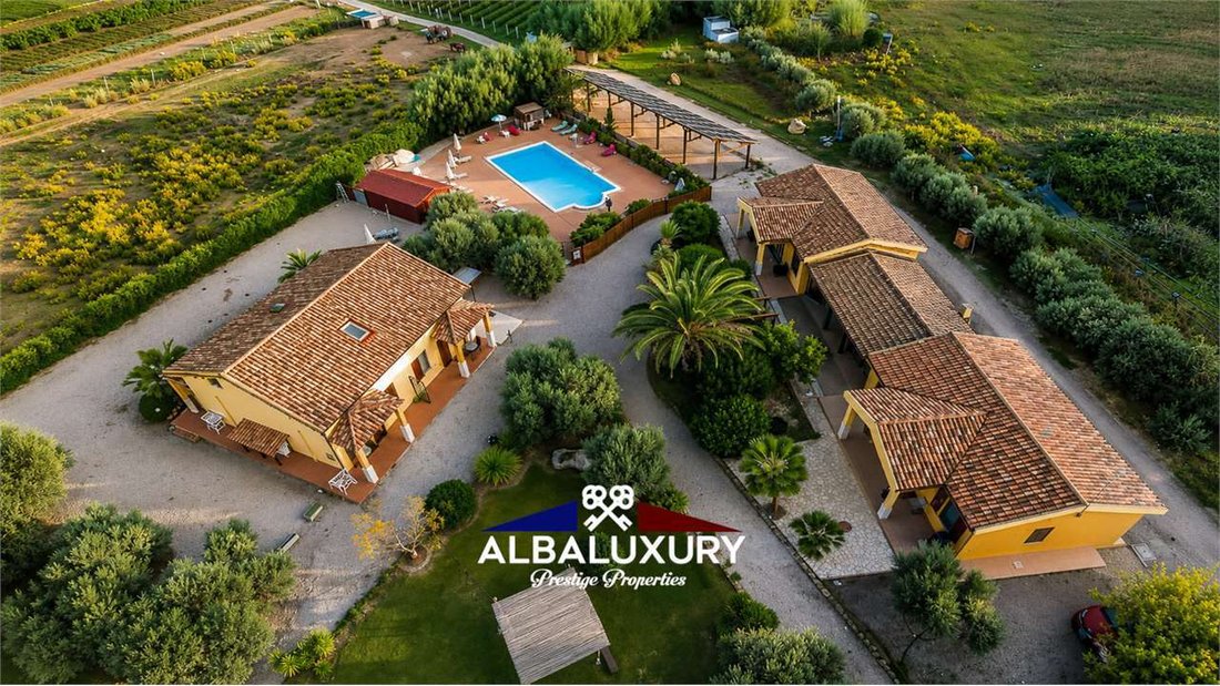 Villa in Olmedo, Sardinia, Italy 4 - 15347296