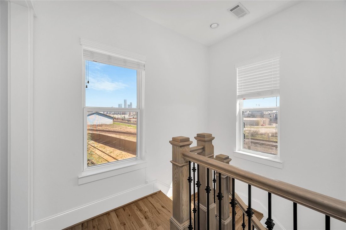 House in Houston, Texas, United States 5 - 18577918