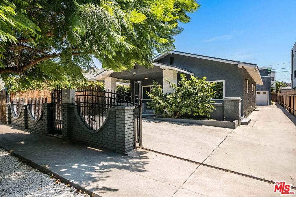 House in Los Angeles, California, United States 2 - 18577074