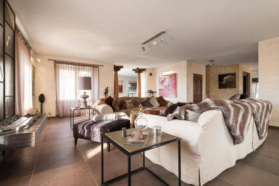 Estate in Montricher, Vaud, Switzerland 2 - 18575853