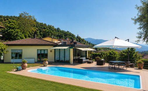 Villa in Mendrisio, Ticino, Switzerland 1