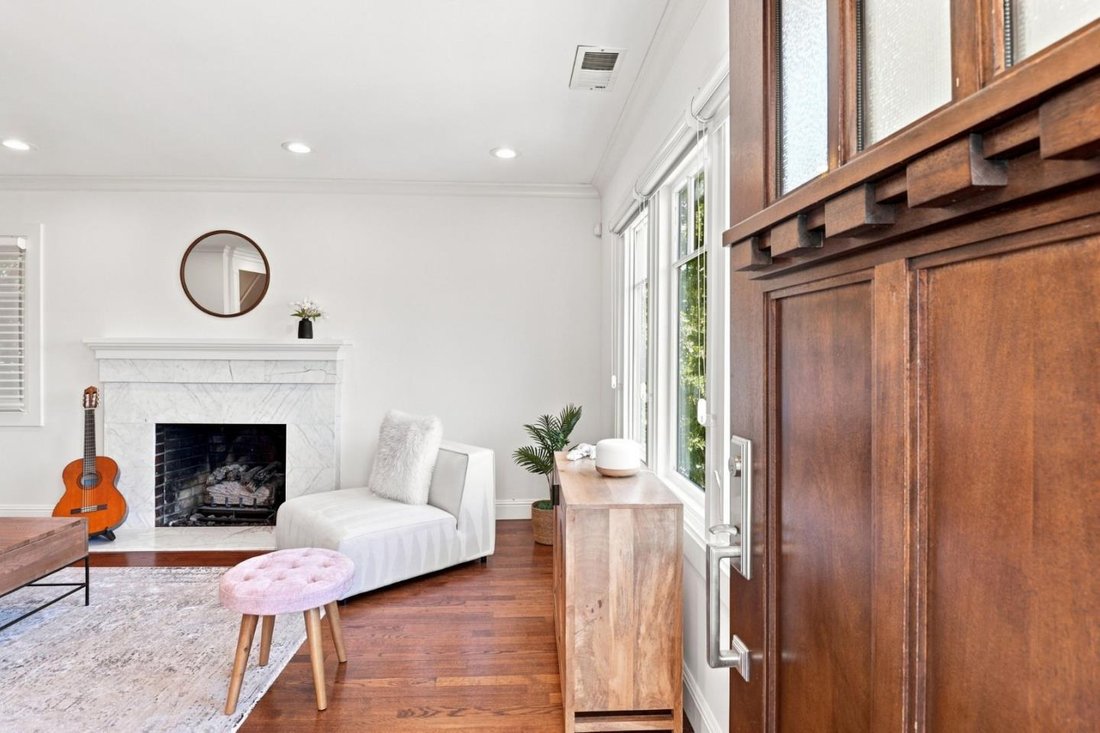 House in Redwood City, California, United States 5 - 18577511
