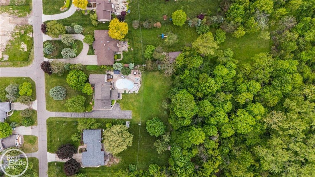 House in Troy, Michigan, United States 4 - 18577071