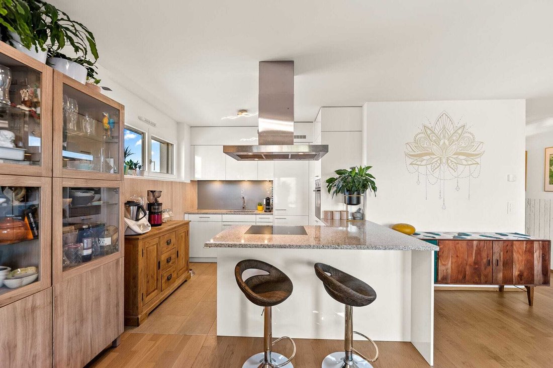 Apartment in Saint-Sulpice, Vaud, Switzerland 2 - 18576411