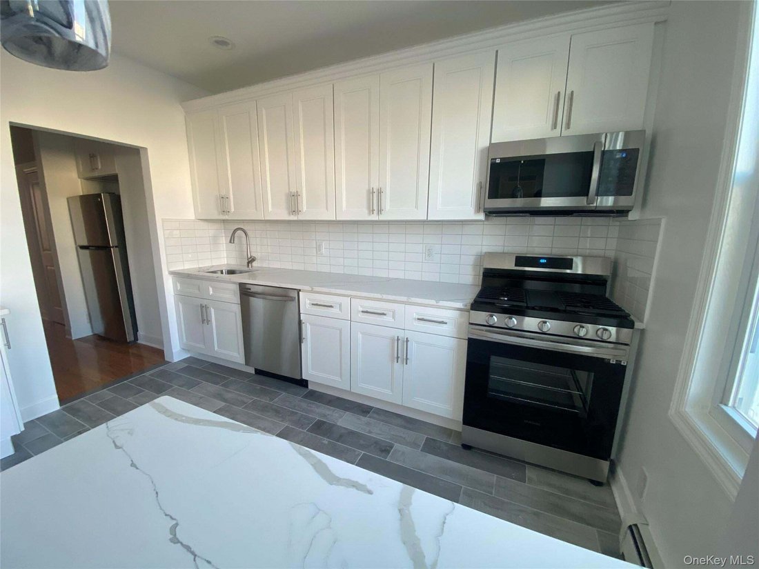 Apartment in New York, New York, United States 5 - 18577097
