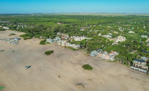 Land in Mar Azul, Buenos Aires Province, Argentina 1