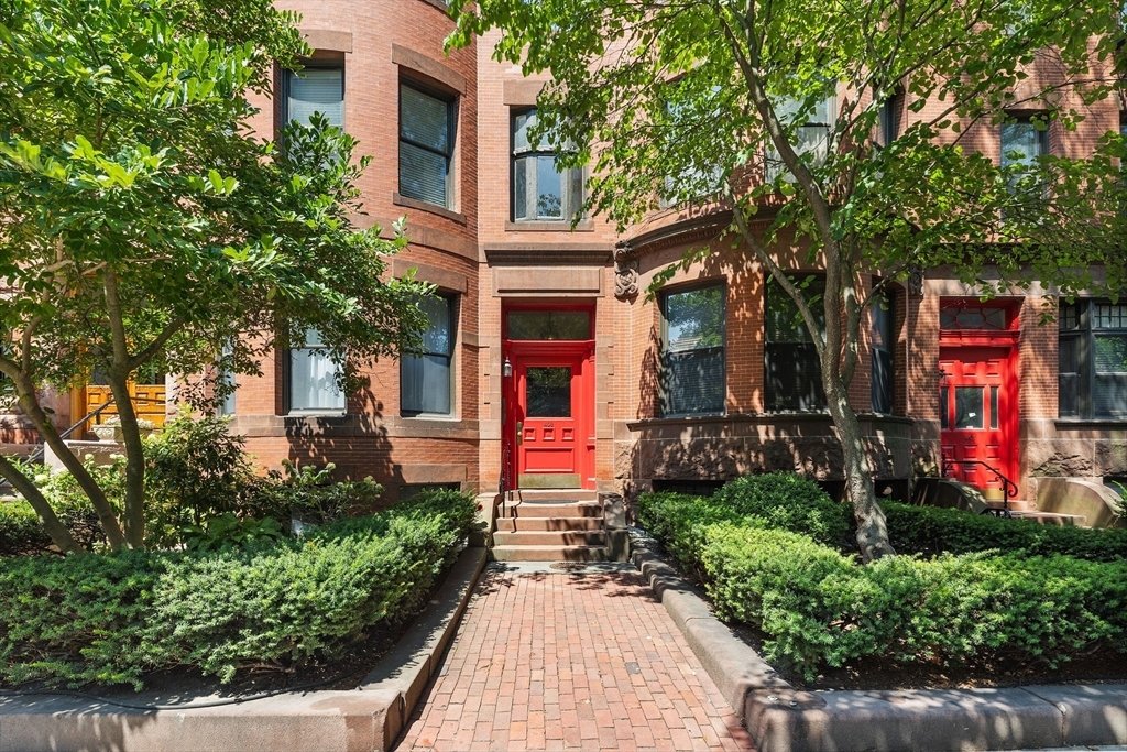 Condo in Boston, Massachusetts, United States 1 - 18577763