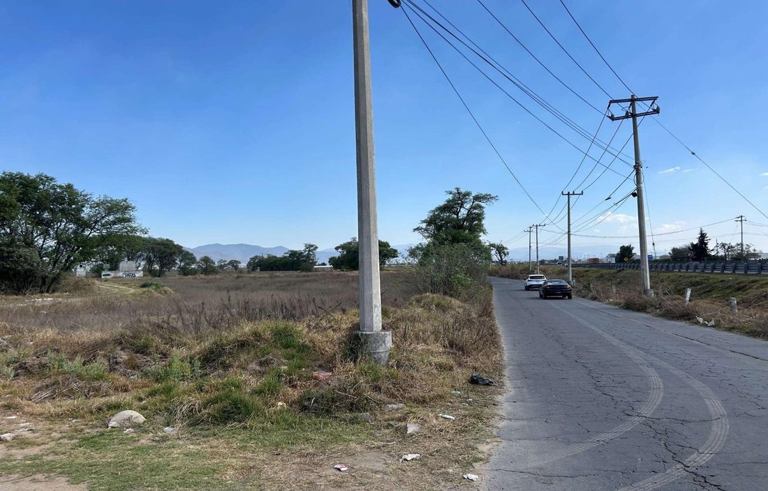 Land in Xonacatlán, State of Mexico, Mexico 1 - 18575536