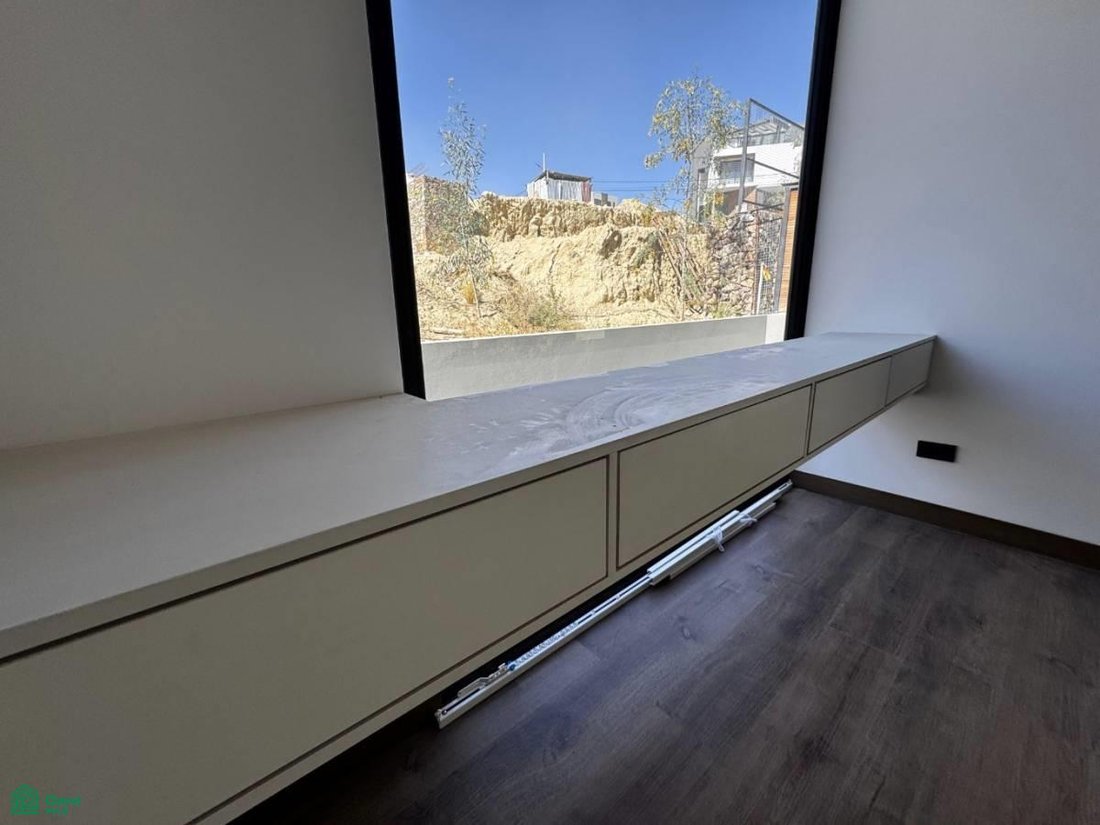 Townhouse in La Paz, La Paz Department, Bolivia 4 - 18481078
