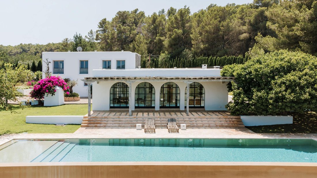 Villa in Sant Joan de Labritja, Balearic Islands, Spain 1 - 18576223