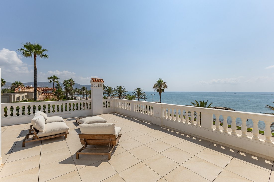Villa in Sitges, Catalonia, Spain 1 - 18577808