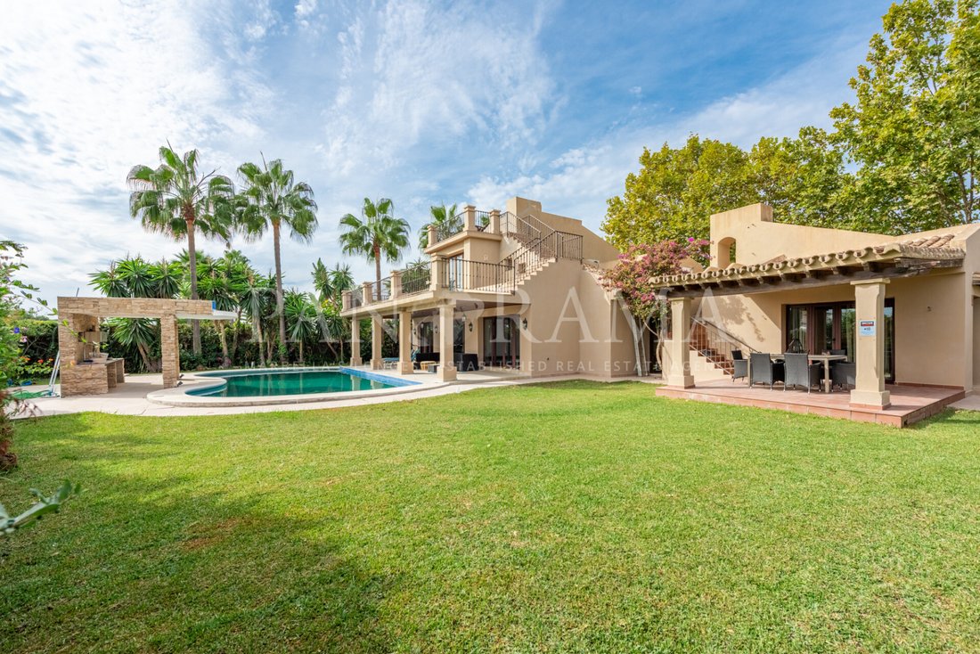 Villa in Golden Mile, Andalusia, Spain 1 - 14329915