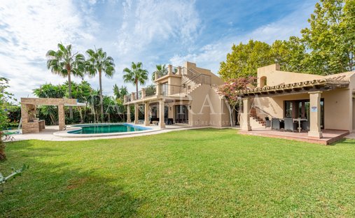 Villa in Goldene Meile, Andalusien, Spanien 1