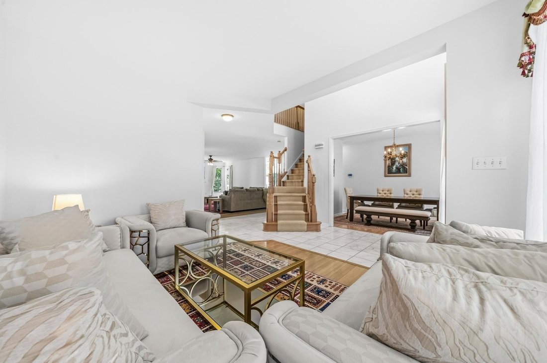 House in North Potomac, Maryland, United States 3 - 18213005