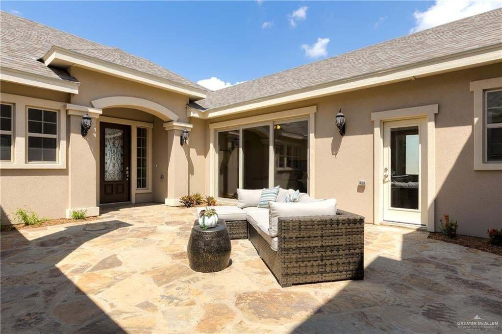 House in McAllen, Texas, United States 2 - 18576087