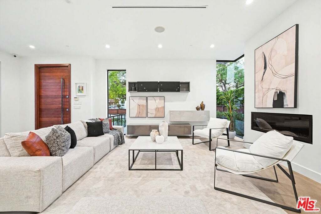 House in Los Angeles, California, United States 4 - 18577022