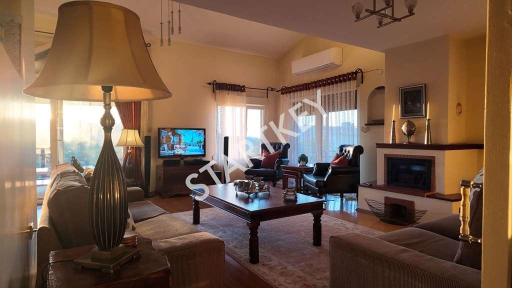 Villa à İzmir, Izmir, Turquie 2 - 18574539