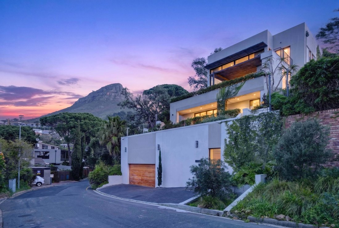 House in City Centre, Cape Town, South Africa 1 - 18575283