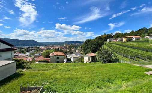 Land in Morbio Inferiore, Ticino, Switzerland 1