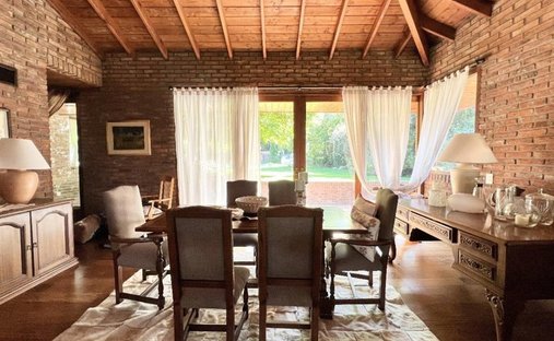 Maison à Manuel B. Gonnet, Province de Buenos Aires, Argentine 1