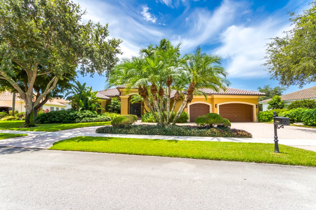 Estate in Davie, Florida, United States 2 - 18574733