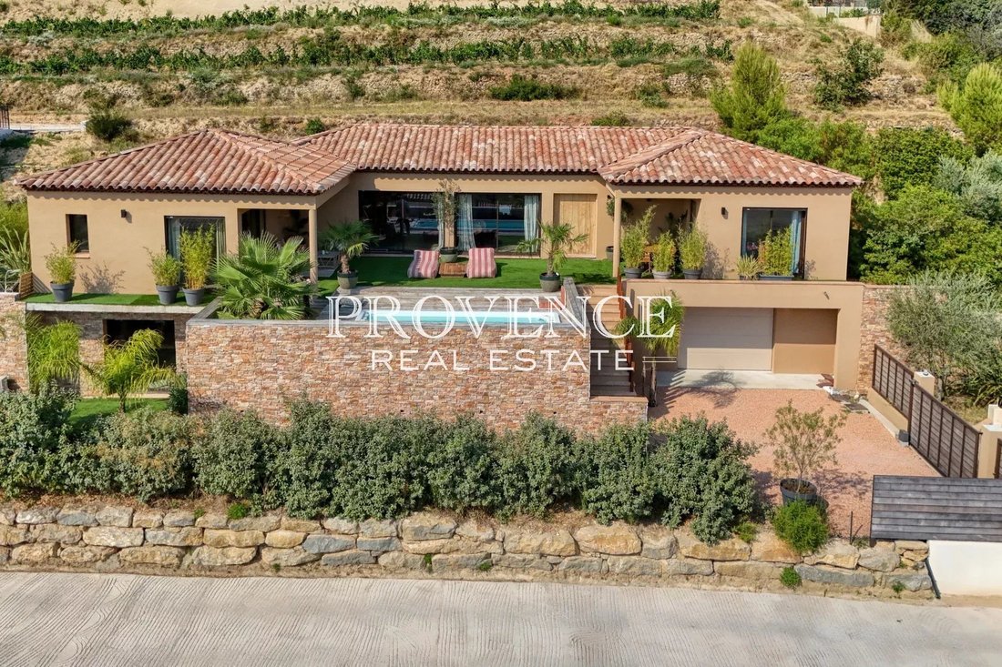 House in Le Castellet, Provence-Alpes-Côte d'Azur, France 1 - 18575096
