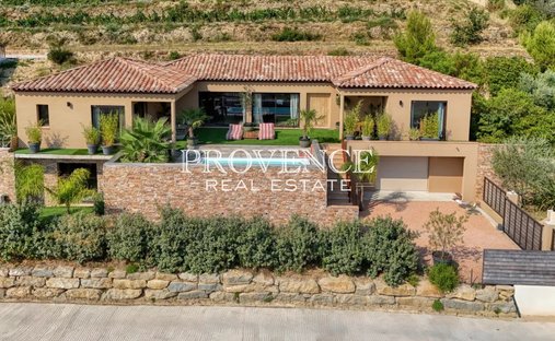 House in Le Castellet, Provence-Alpes-Côte d'Azur, France 1