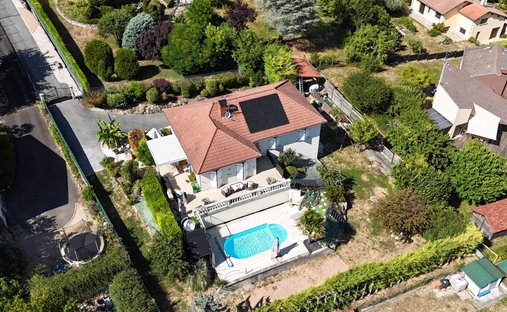 Casa a Chanonat, Auvergne-Rodano-Alpi, Francia 1