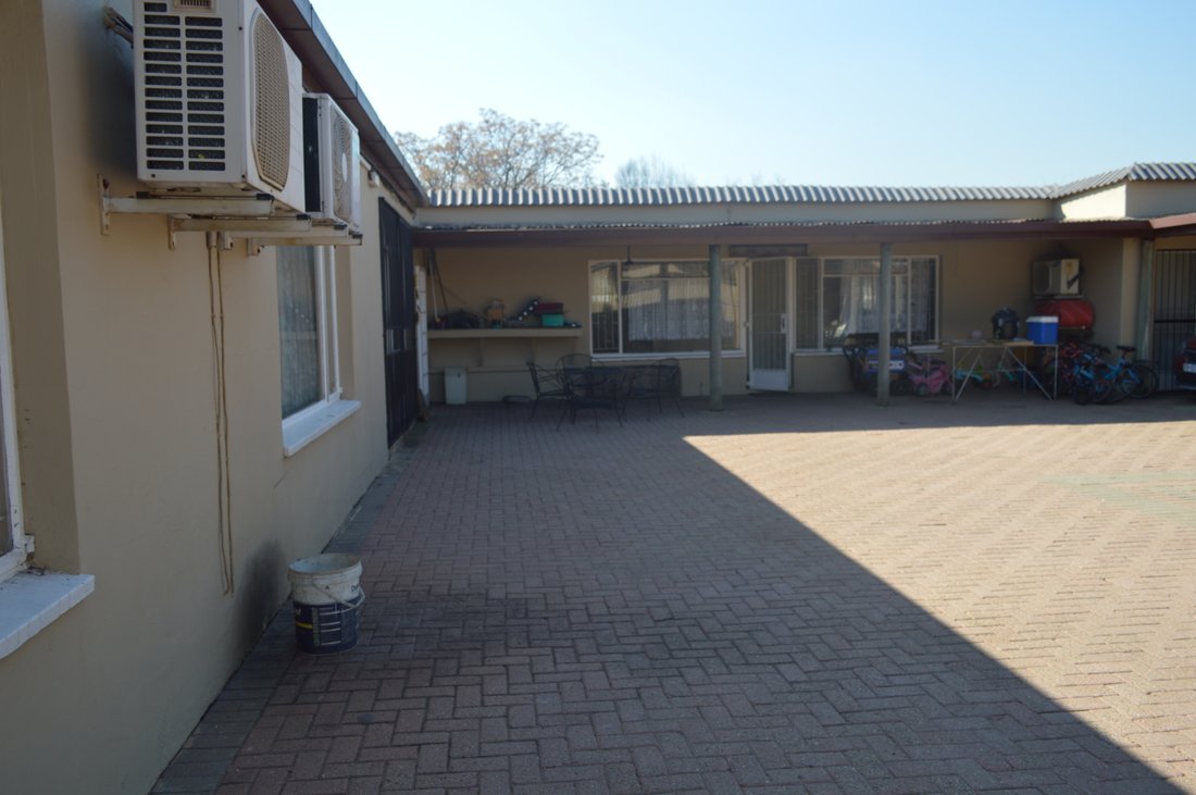 Estate in Vereeniging, Gauteng, South Africa 3 - 18575272