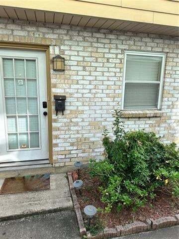 Metairie, Louisiana, United States 2 - 18577378