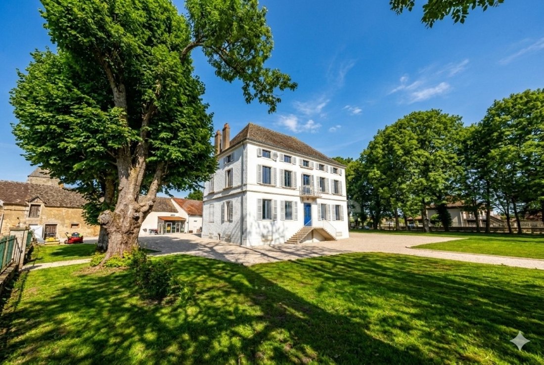 House in Sassenay, Bourgogne – Franche-Comté, France 1 - 17730809