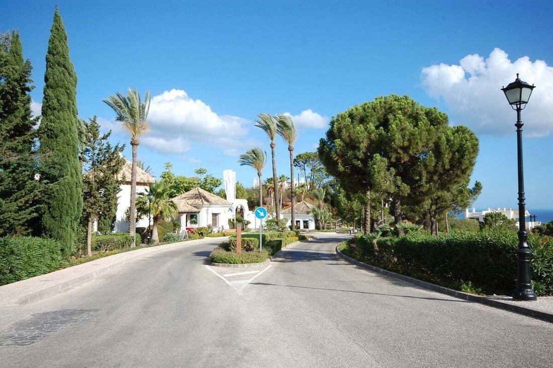 Villa in Benahavis, Andalusia, Spain 5 - 17473114