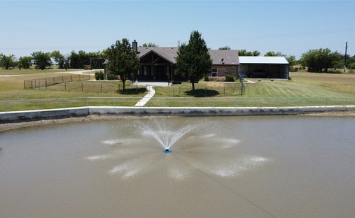 House in Sanger, Texas, United States 1