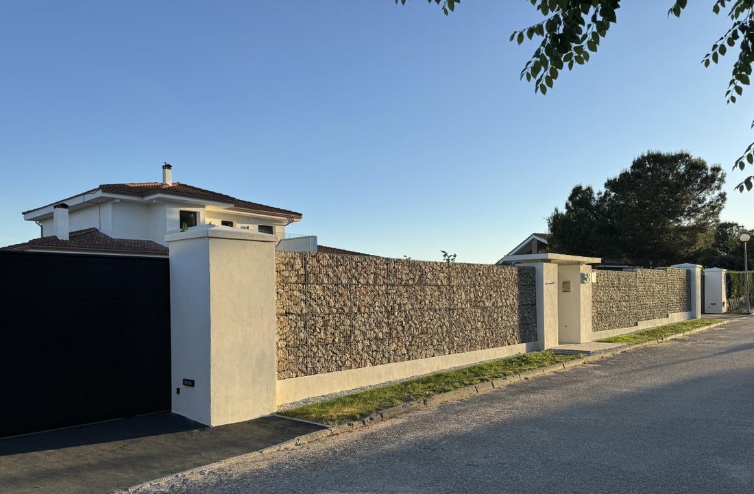 Villa in Valdemorillo, Comunidad de Madrid, Spain 5 - 18574320