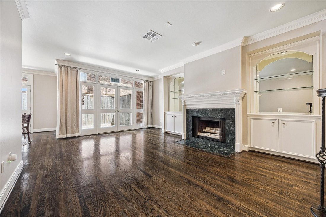 House in Houston, Texas, United States 3 - 18577944