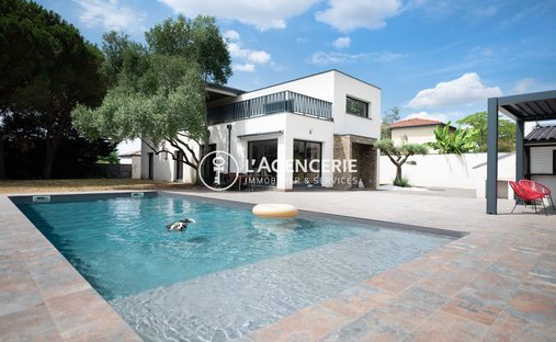House in Cornebarrieu, Occitania, France 1