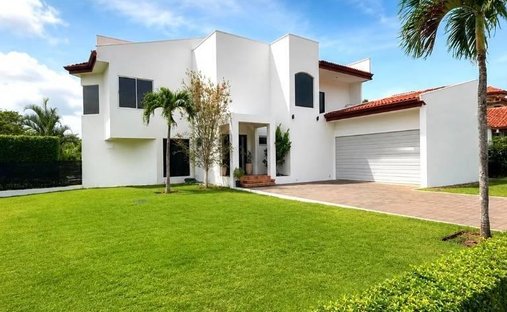 Casa a Santa Ana, San José, Costa Rica 1