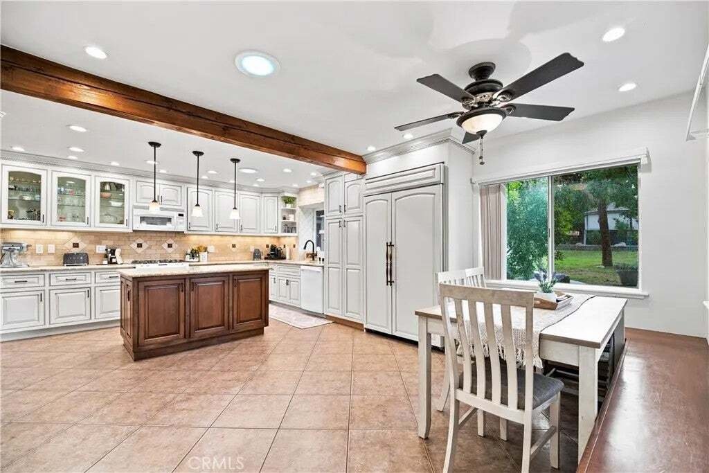 House in Santa Clarita, California, United States 3 - 18577201