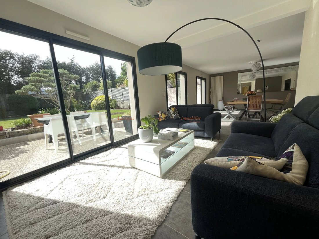 Apartment in Zone Industrielle du Prat, Vannes, France 1 - 18385656