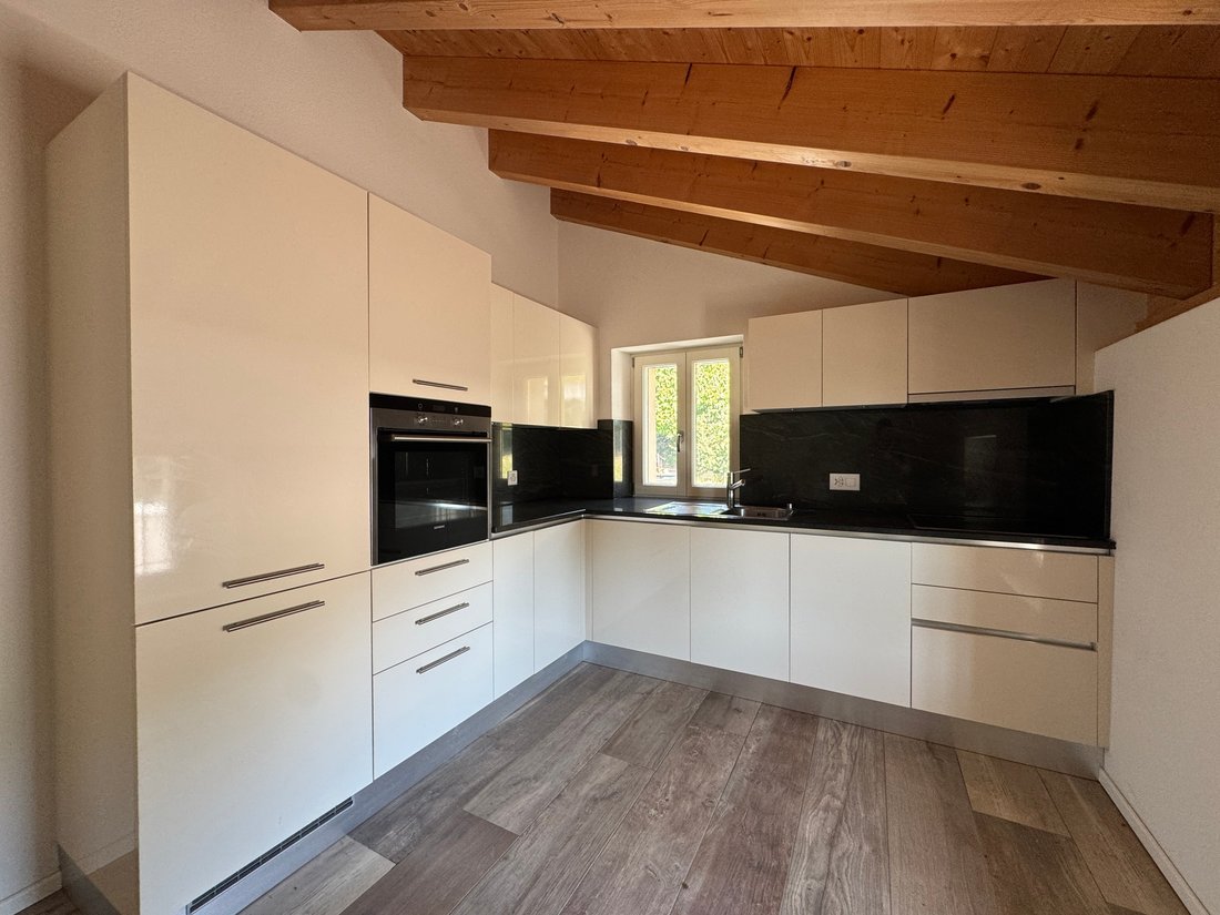 House in Brusino Arsizio, Ticino, Switzerland 4 - 18575952