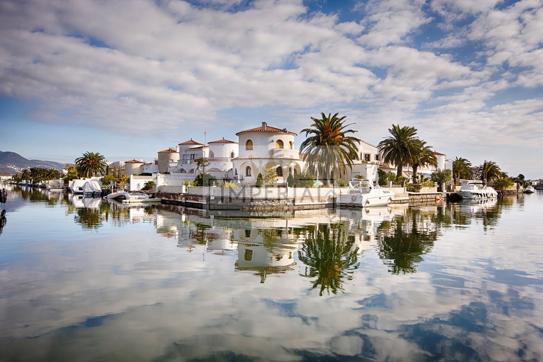 House in Empuriabrava, Catalonia, Spain 4 - 18576431