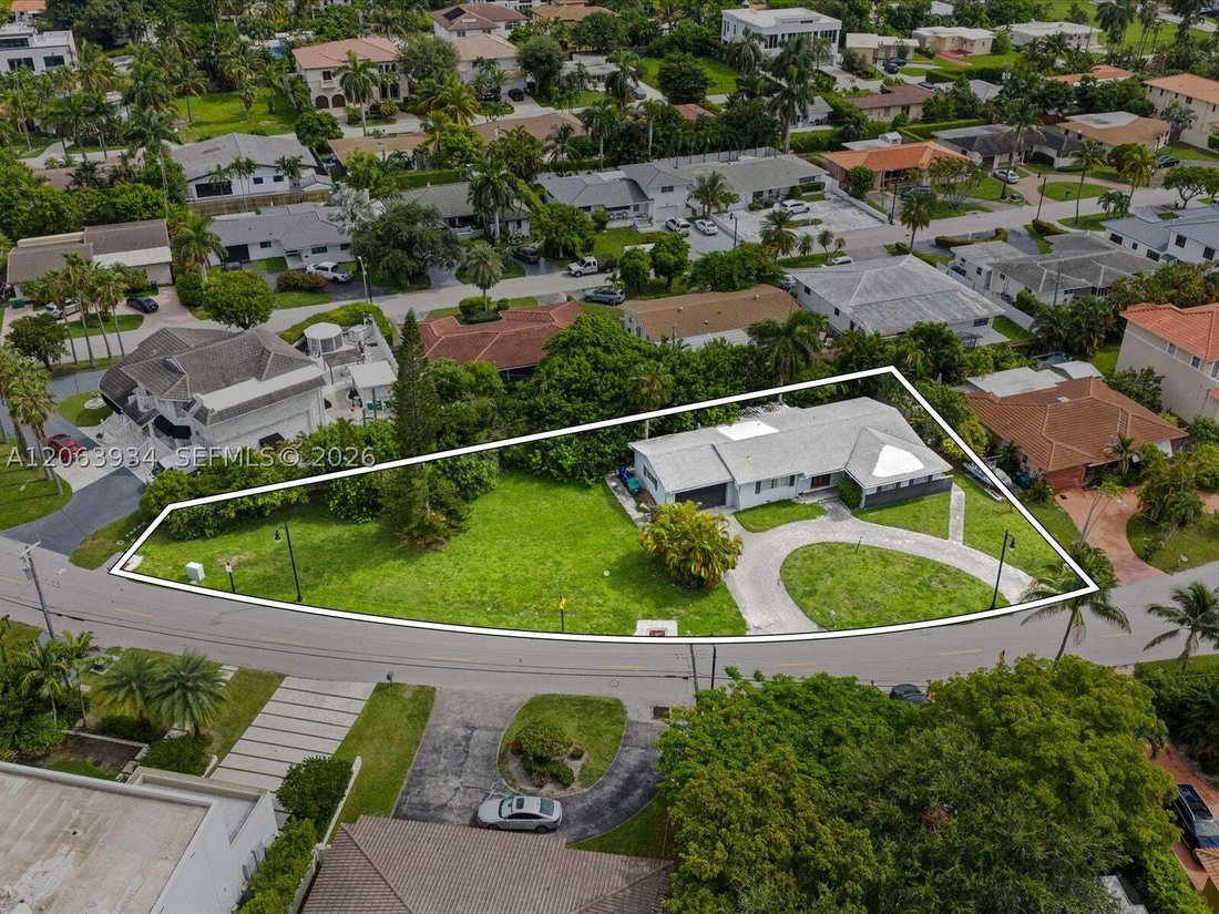 House in Golden Beach, Florida, United States 1 - 18576899