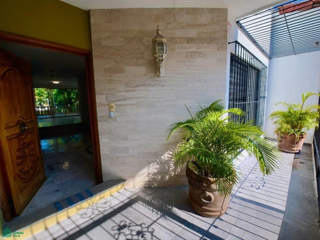 House in Cuernavaca, Morelos, Mexico 2 - 18332686