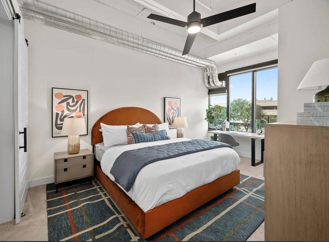 Houston, Texas, United States 4 - 18577985
