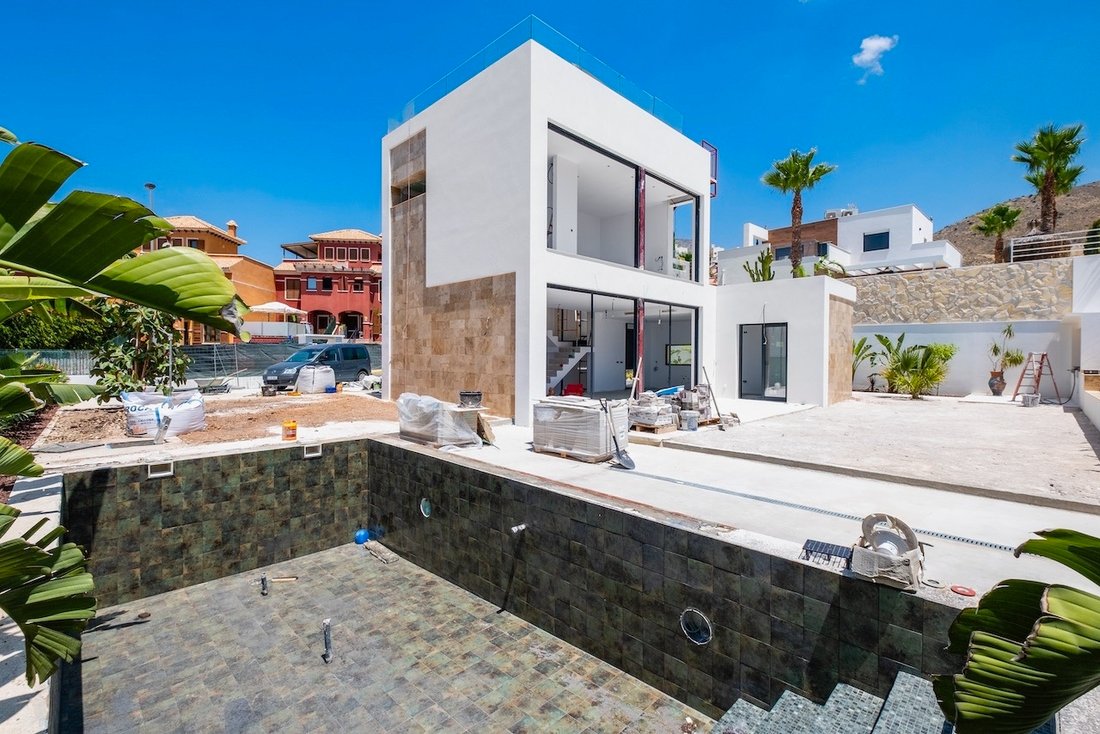 Villa in Finestrat, Valencian Community, Spain 4 - 18574396