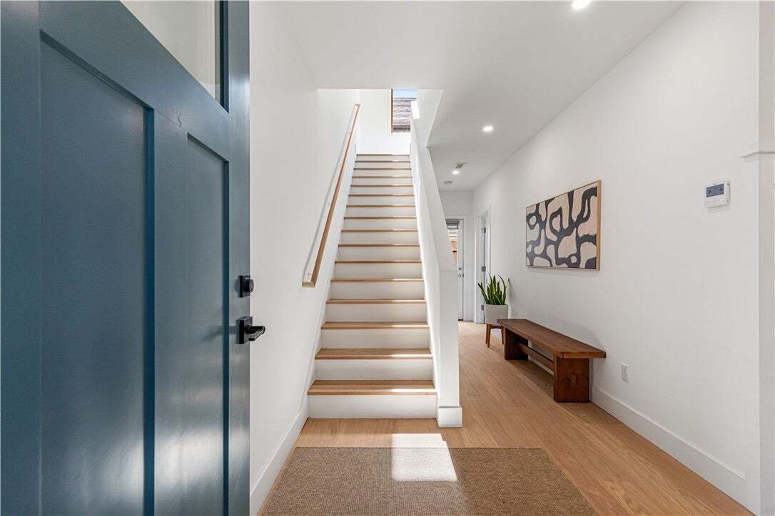 Condo in Providence, Rhode Island, United States 5 - 18576015