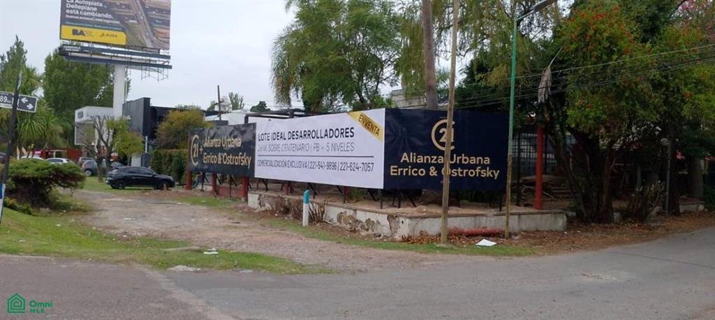 Land in Manuel B. Gonnet, Buenos Aires Province, Argentina 2 - 17814534